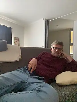 Snapshot of max219 chatting on January 18, 2026, 1:58 pm max219 online show from January 18, 2026, 1:58 pm