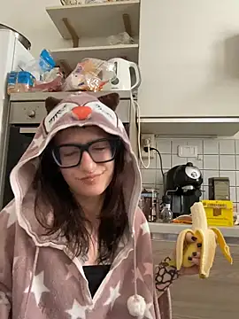 Snapshot of severingratty chatting on February 23, 2026, 10:05 am severingratty online show from February 23, 2026, 10:05 am