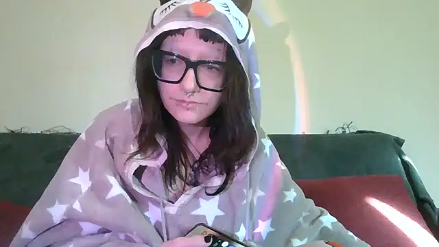 Snapshot of severingratty chatting on February 8, 2026, 9:40 am severingratty online show from February 8, 2026, 9:40 am