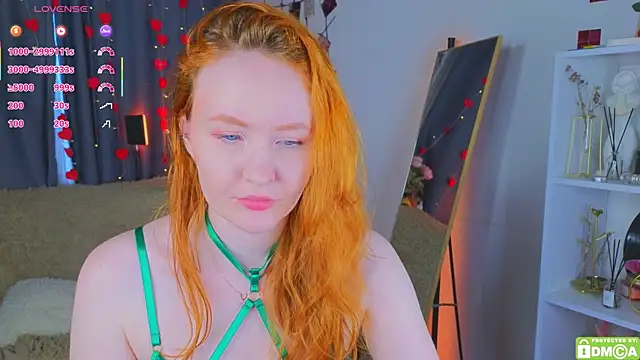 JoyceJones online show from June 22, 2026, 11:02 pm