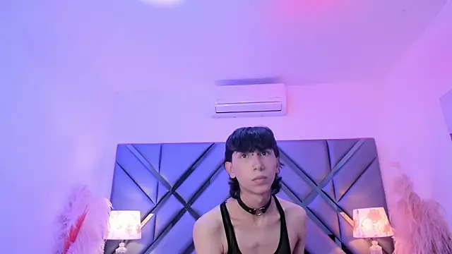 Snapshot of Milan_LewisS chatting on March 4, 2026, 1:19 pm Milan LewisS online show from March 4, 2026, 1:19 pm