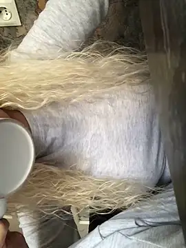 AlevNaz online show from November 2, 2025, 5:56 am