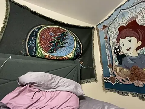 GirlSquirt online show from February 24, 2026, 4:24 am