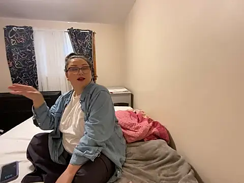 GirlSquirt online show from November 20, 2025, 9:04 pm