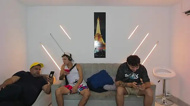 Snapshot of brutal_sex_room2k chatting on February 13, 2026, 1:11 pm brutal sex room2k online show from February 13, 2026, 1:11 pm