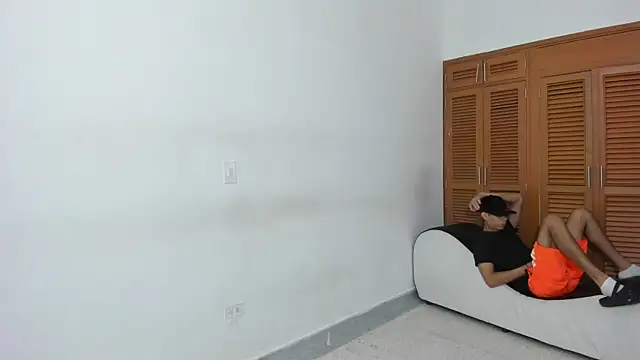 brutal sex room2k online show from October 12, 2025, 1:01 pm