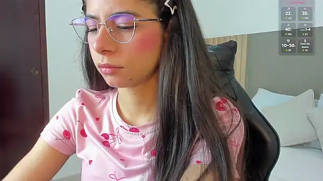 carlina 15 online show from April 4, 2026, 12:34 pm