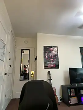 babykalirose online show from March 4, 2026, 8:49 pm