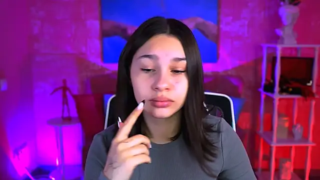 Snapshot of KimClarks_ chatting on October 13, 2025, 8:27 am KimClarks  online show from October 13, 2025, 8:27 am