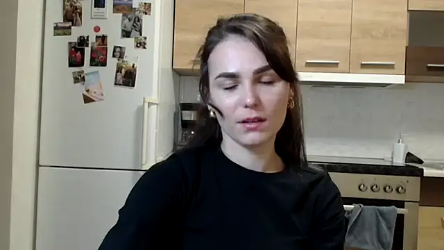 Snapshot of Silviaa_a chatting on September 28, 2025, 7:10 pm Silviaa a online show from September 28, 2025, 7:10 pm