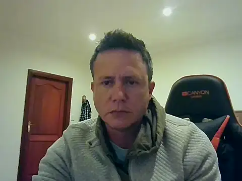 TroyDieselXXX online show from July 29, 2026, 6:18 pm