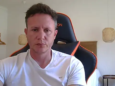 TroyDieselXXX online show from December 5, 2025, 8:24 am