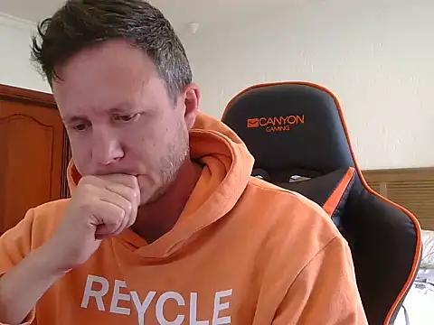 TroyDieselXXX online show from January 15, 2026, 6:39 am