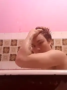 Snapshot of MoonIrene chatting on November 2, 2025, 4:23 pm MoonIrene online show from November 2, 2025, 4:23 pm