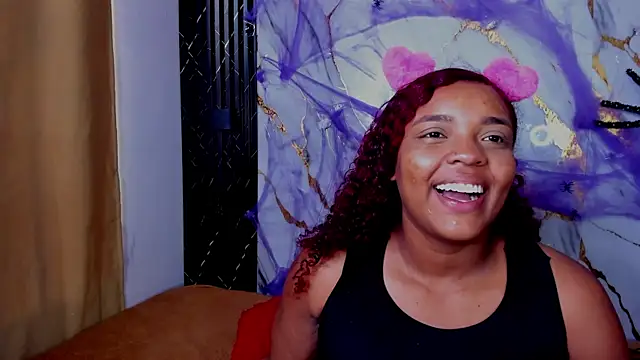 Alaia Gutierrez online show from November 4, 2025, 8:56 pm