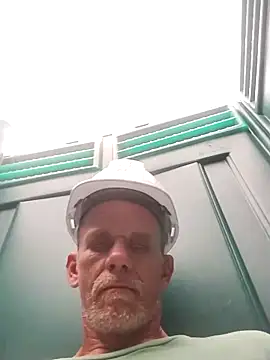 Snapshot of helldonk chatting on September 30, 2025, 2:45 pm helldonk online show from September 30, 2025, 2:45 pm