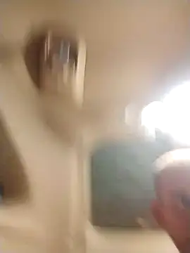 Snapshot of helldonk chatting on October 23, 2025, 12:20 am helldonk online show from October 23, 2025, 12:20 am