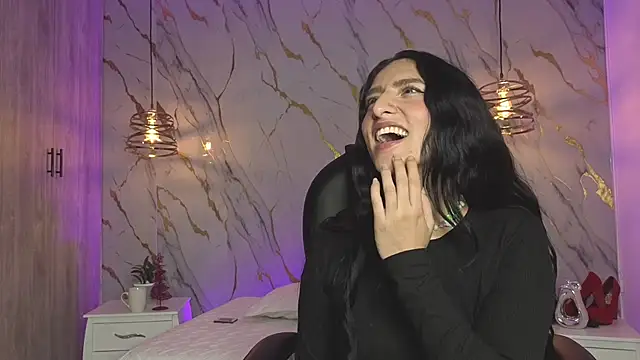 Scaarlettfox online show from December 5, 2025, 2:04 pm