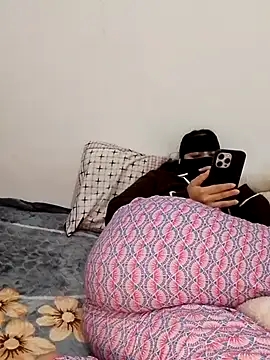 Snapshot of Samaarsexy23 chatting on February 15, 2026, 12:26 pm Samaarsexy23 online show from February 15, 2026, 12:26 pm