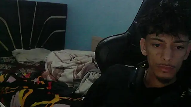 Snapshot of Dark_DesireX chatting on March 18, 2026, 8:21 pm Dark DesireX online show from March 18, 2026, 8:21 pm