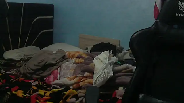 Snapshot of Dark_DesireX chatting on March 21, 2026, 1:04 pm Dark DesireX online show from March 21, 2026, 1:04 pm