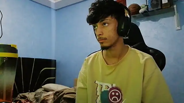 Snapshot of Dark_DesireX chatting on March 31, 2026, 12:29 pm Dark DesireX online show from March 31, 2026, 12:29 pm