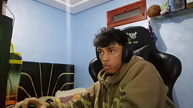 Snapshot of Dark_DesireX chatting on March 9, 2026, 7:28 pm Dark DesireX online show from March 9, 2026, 7:28 pm