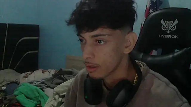 Snapshot of Dark_DesireX chatting on April 9, 2026, 2:01 pm Dark DesireX online show from April 9, 2026, 2:01 pm