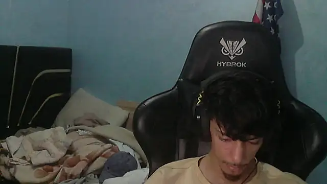 Snapshot of Dark_DesireX chatting on April 1, 2026, 12:35 am Dark DesireX online show from April 1, 2026, 12:35 am