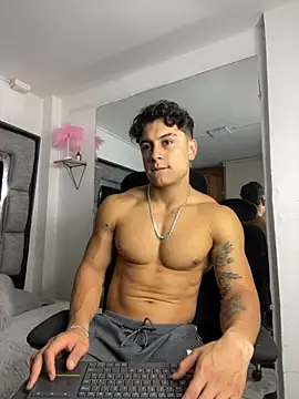 MR MUSCLE online show from December 5, 2025, 11:53 am