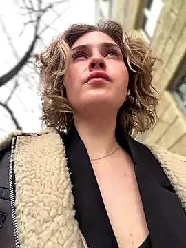 KellyKeler online show from January 8, 2026, 10:21 am