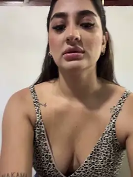 Snapshot of JasmineRhodes chatting on April 15, 2026, 1:04 pm JasmineRhodes online show from April 15, 2026, 1:04 pm