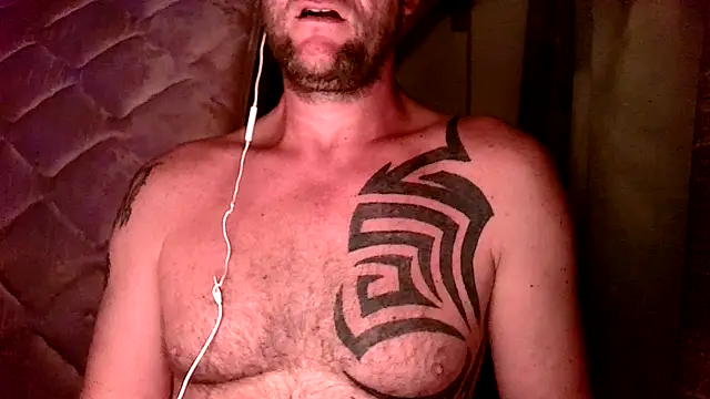 Yournaughty online show from July 6, 2026, 5:03 am