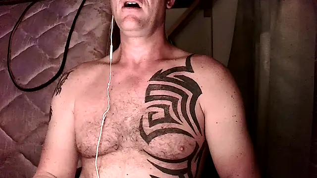 Yournaughty online show from June 2, 2026, 5:29 am
