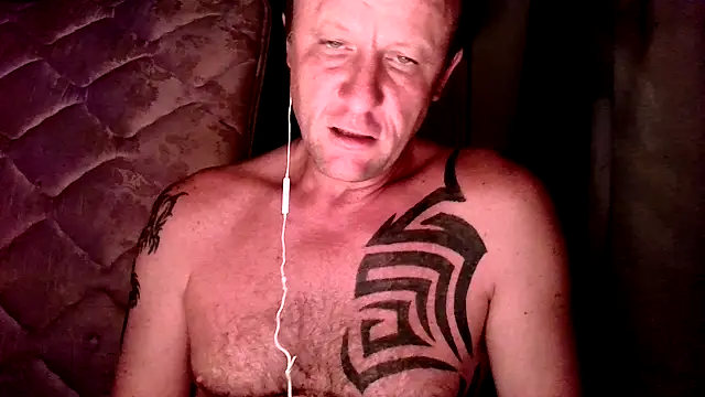 Yournaughty online show from July 14, 2026, 4:17 am