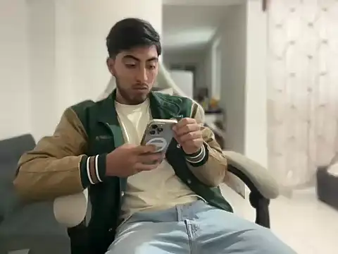 millan 32 online show from September 10, 2025, 11:04 pm