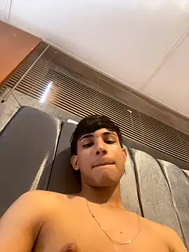 Snapshot of cody_fox10 chatting on September 16, 2025, 6:53 pm cody fox10 online show from September 16, 2025, 6:53 pm