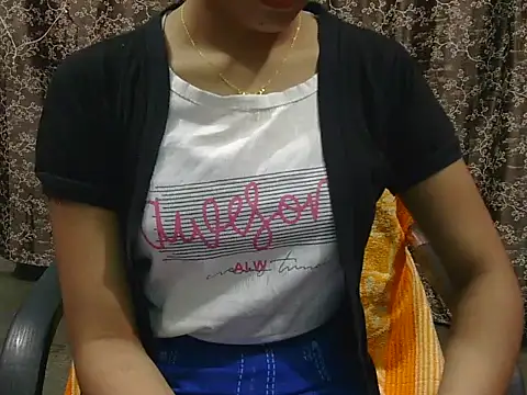 lovely soniya online show from February 2, 2026, 5:39 am