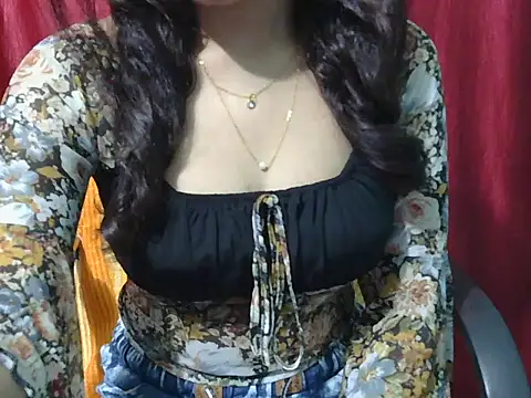 lovely soniya online show from March 17, 2026, 4:48 am