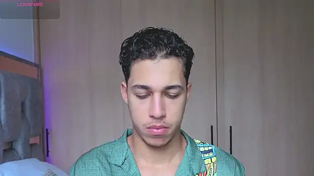 orionblaze69  online show from November 19, 2025, 8:42 pm