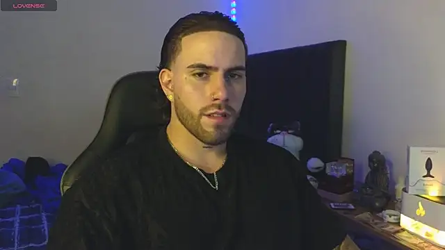 Snapshot of Ades_Lowe chatting on March 14, 2026, 5:24 am Ades Lowe online show from March 14, 2026, 5:24 am