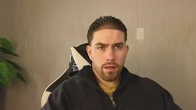 Ades Lowe online show from November 15, 2025, 12:09 pm