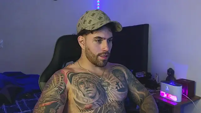 Snapshot of Ades_Lowe chatting on January 16, 2026, 4:49 am Ades Lowe online show from January 16, 2026, 4:49 am