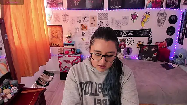 Snapshot of Cherry_blush_ chatting on May 25, 2026, 9:24 pm Cherry blush online show from May 25, 2026, 9:24 pm