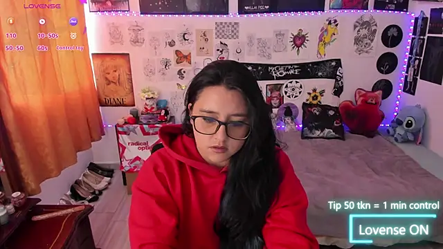 Snapshot of Cherry_blush_ chatting on May 1, 2026, 9:20 pm Cherry blush online show from May 1, 2026, 9:20 pm