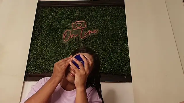 keyla mejia online show from March 28, 2026, 12:06 pm