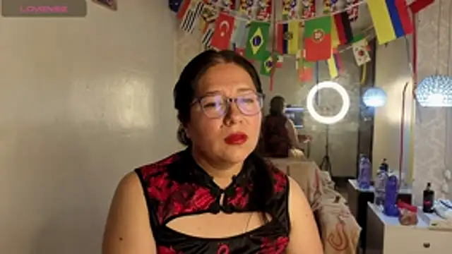 scarlett widow  online show from July 18, 2026, 3:26 am