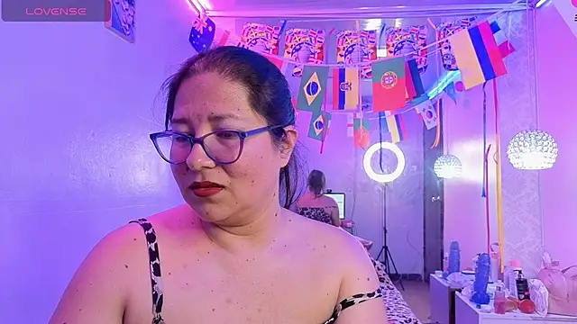 scarlett widow  online show from June 29, 2026, 12:06 am