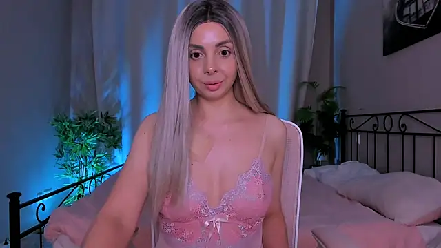 VelvetEliza online show from July 16, 2026, 8:28 pm