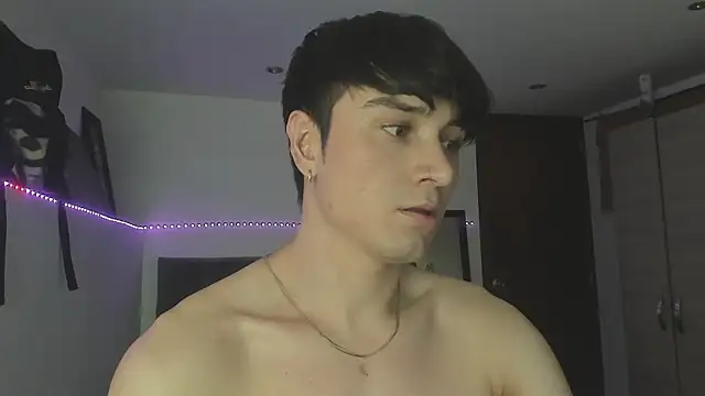 stevve 14 online show from November 16, 2025, 4:06 am